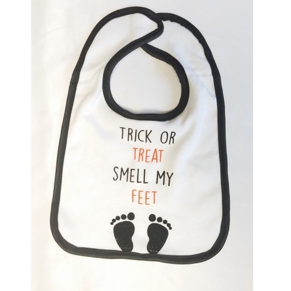 Halloween Baby Bibs 3 Pack Trick Or Treat Festive - Picture 2 of 4